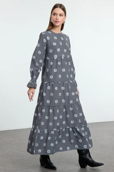 Оранжевое плетеное платье в клетку с цветочным принтом и резиновой отделкой на ручке TCTSS21EL3441