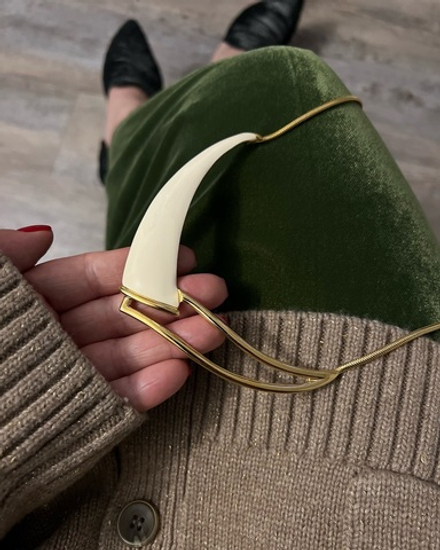 Крупное колье MONET с эмалью экрю