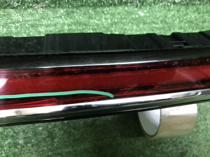 Фонарь крышки багажника Geely Monjaro (2021-н.в.)