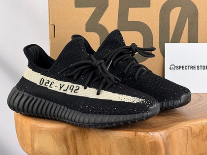 Yeezy Boost 350 V2 Oreo