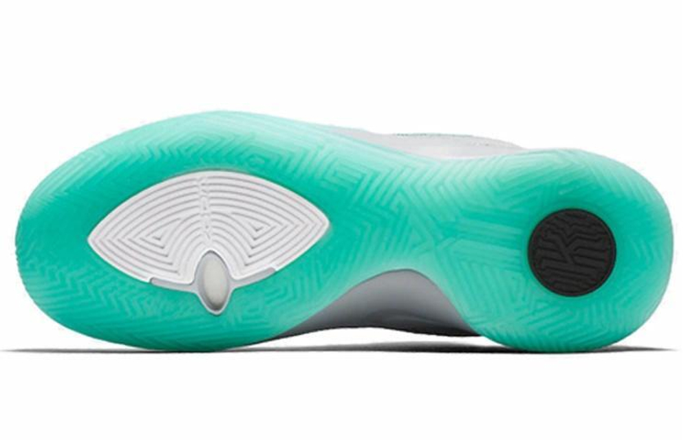 Кроссовки Nike Flytrap 2