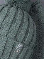 Шапка осенняя для мальчика и снуд