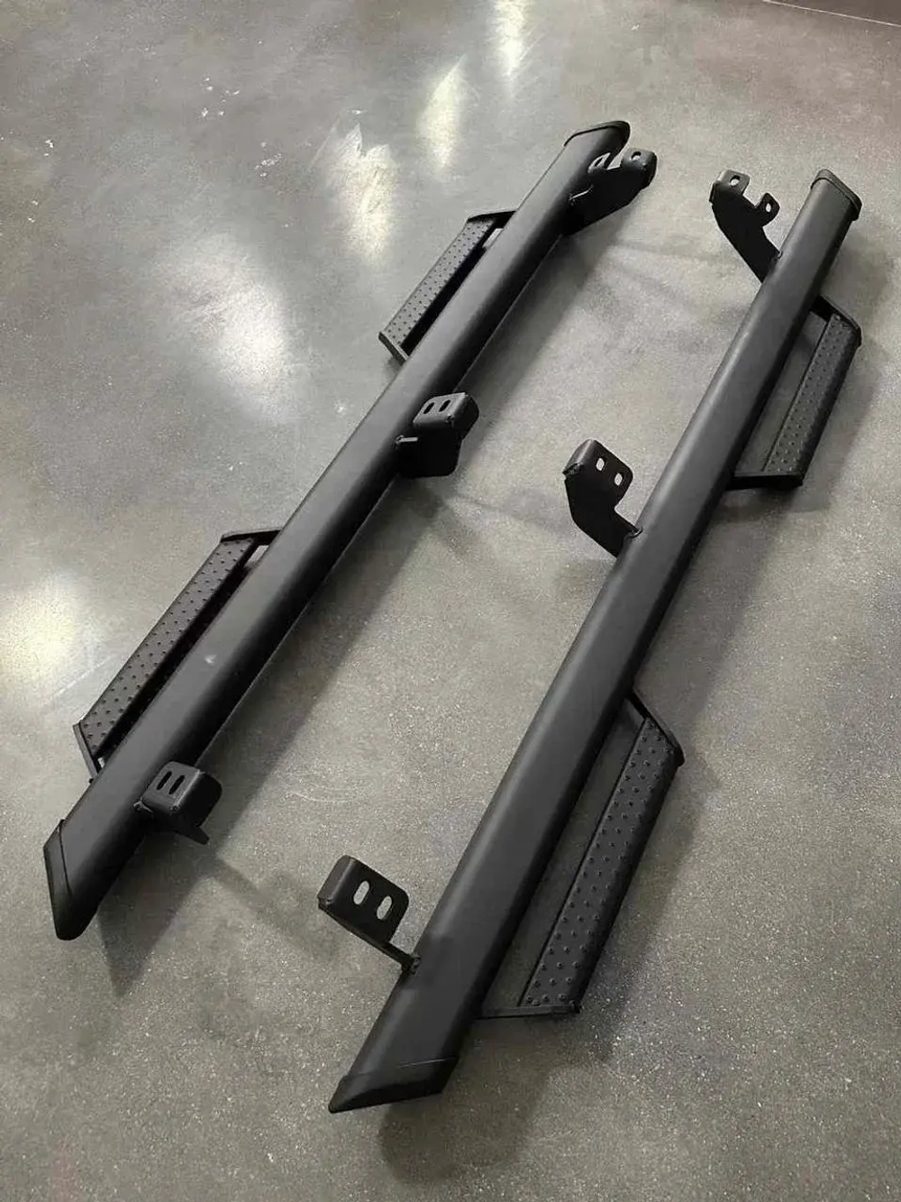 Боковые пороги подножки на Toyota Land Cruiser Prado 250 LC250 Крузер Крузак