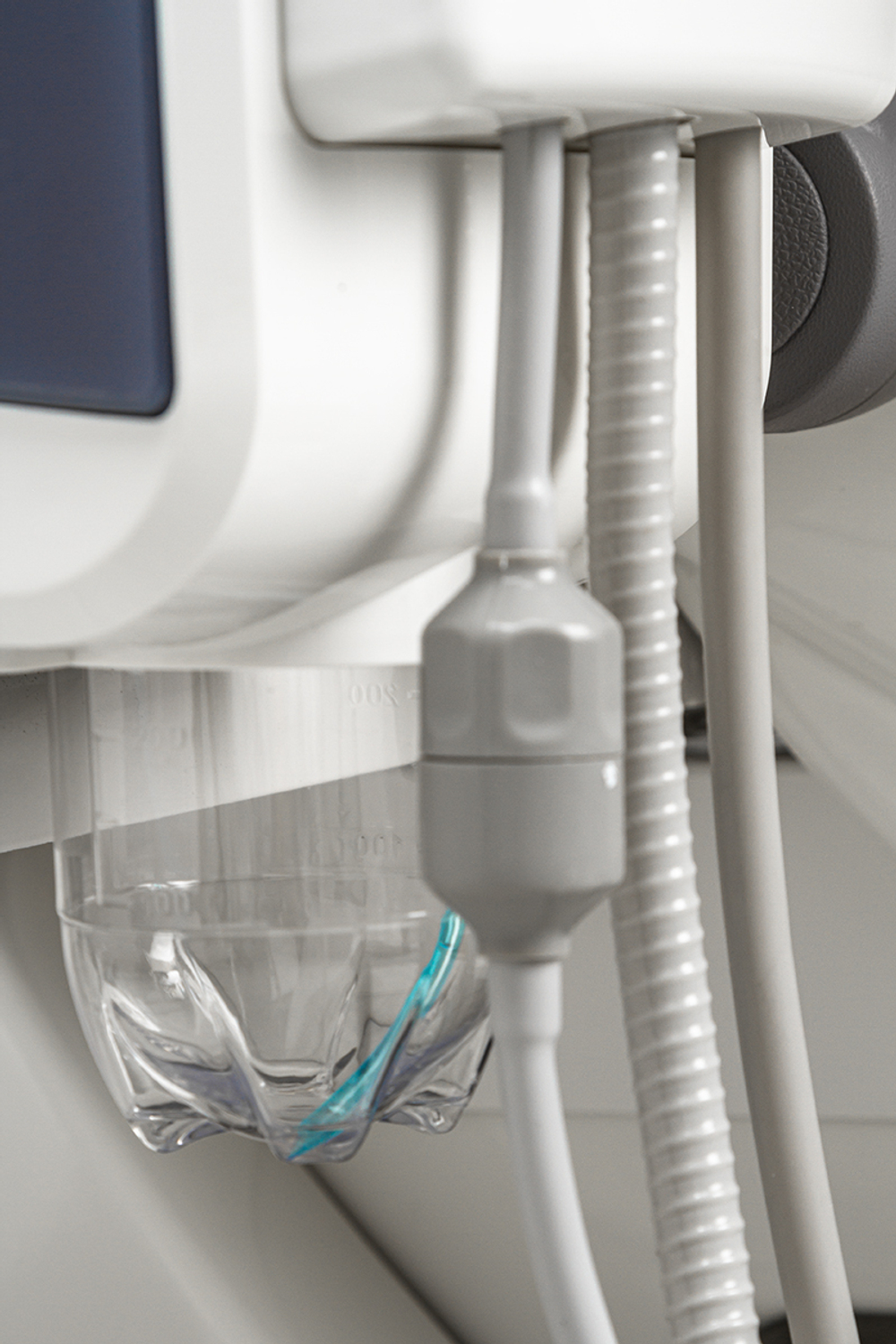 Стоматологическая установка WOD 330 (нижняя подача)