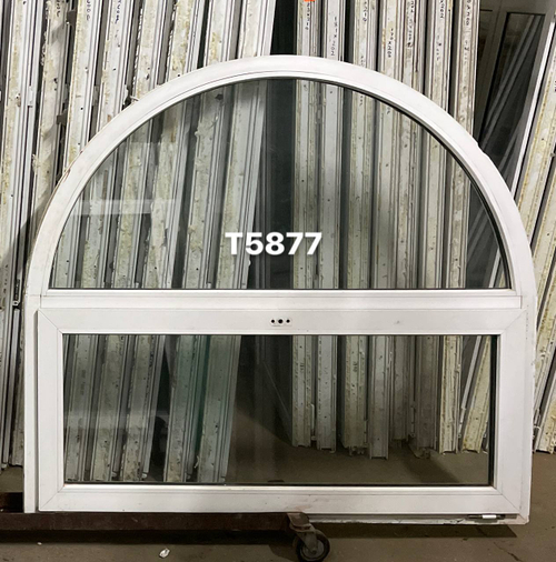 Окно Пластиковое Б/У Арочное 137 (69) (в) х 147(ш)