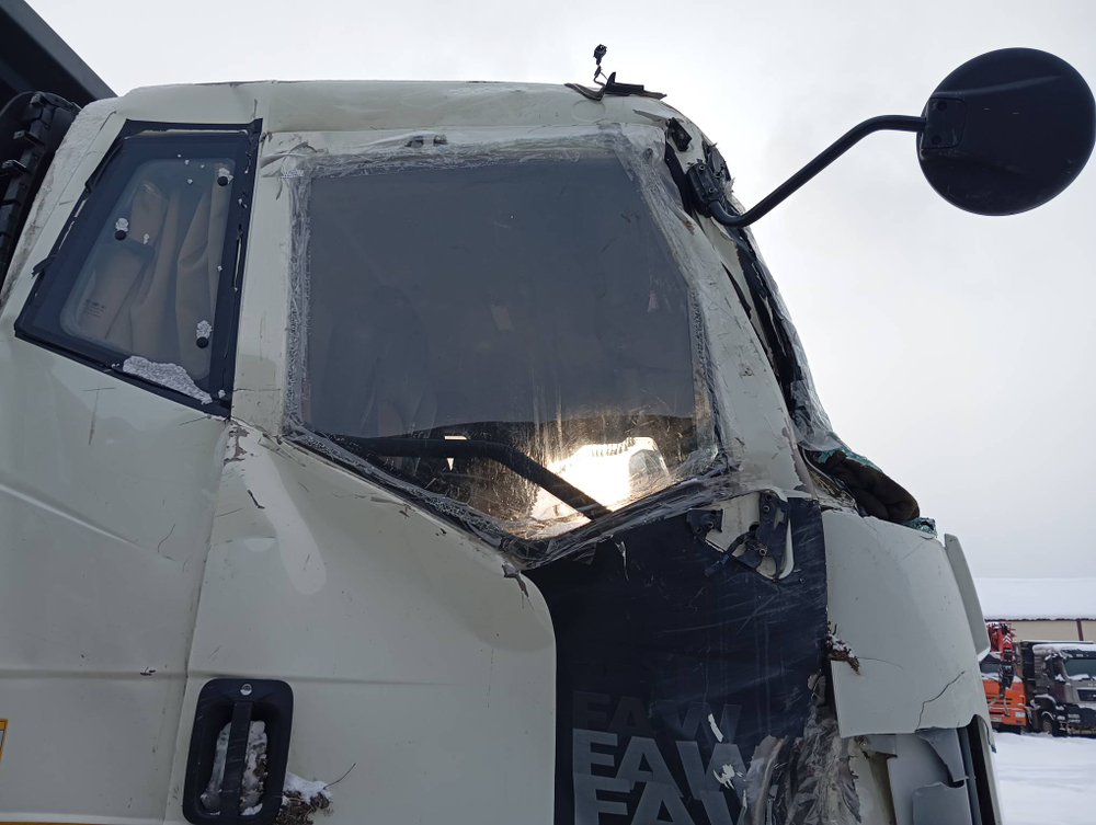 FAW J6 8x4 Самосвал СА3310Р66K24T4E5 (Дизельный, 11,1 л, 420 л.с., МТ)