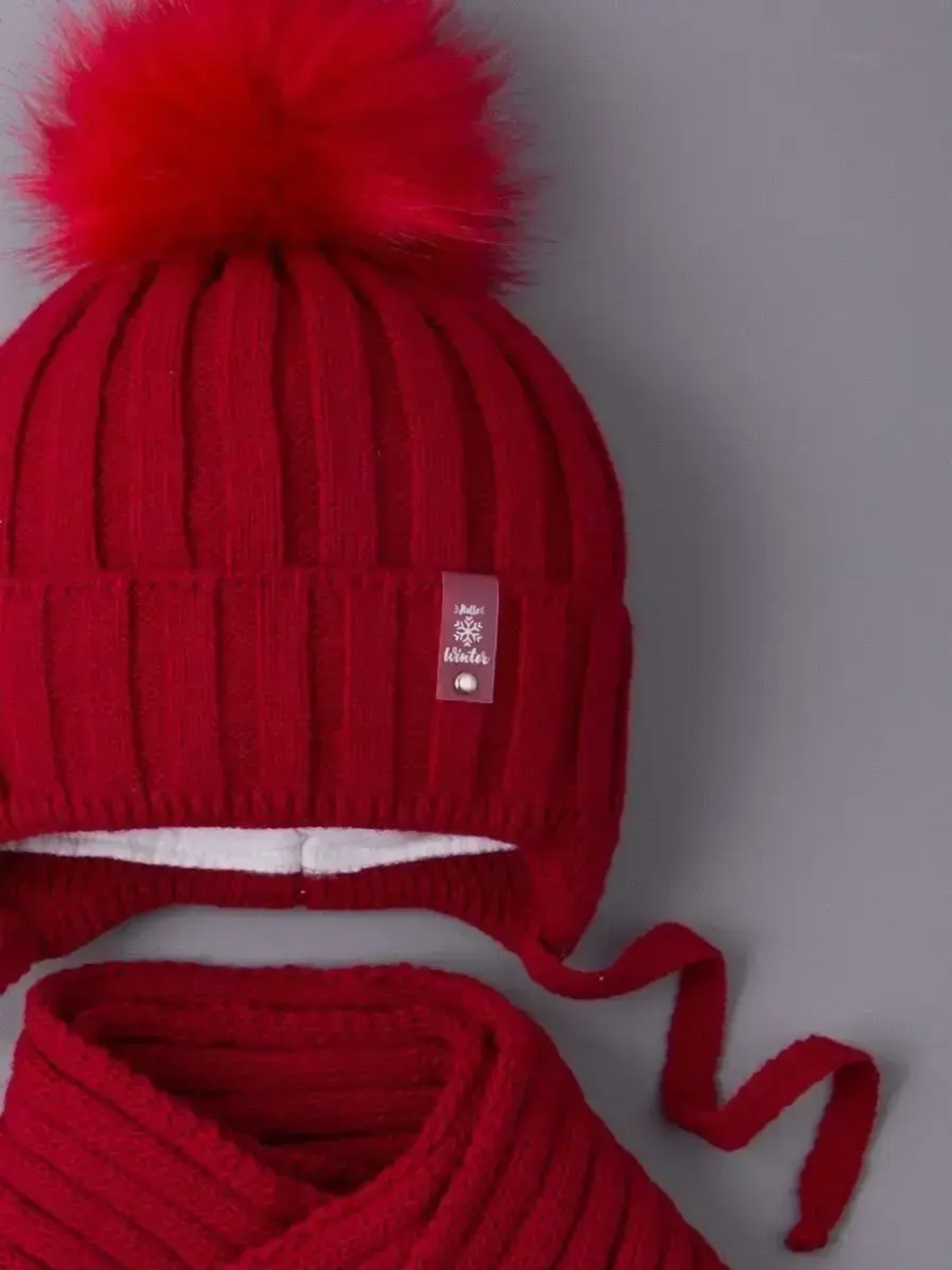 Шапка для девочки зимняя вязаная и шарф
