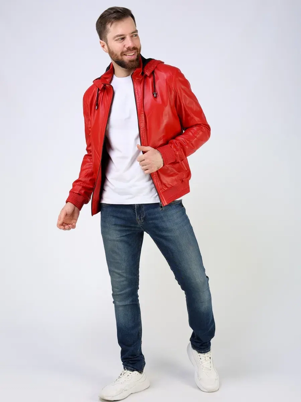 Куртка кожаная натуральная с капюшоном