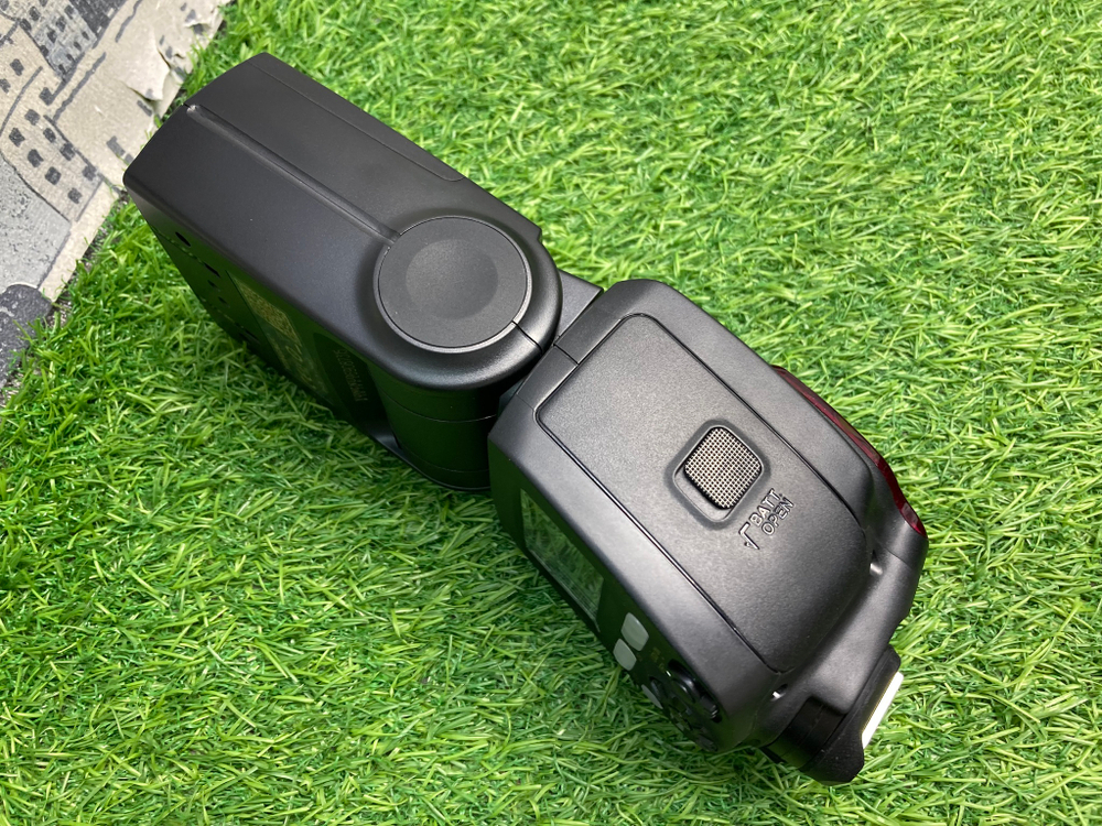 YongNuo Speedlite YN685 for Nikon