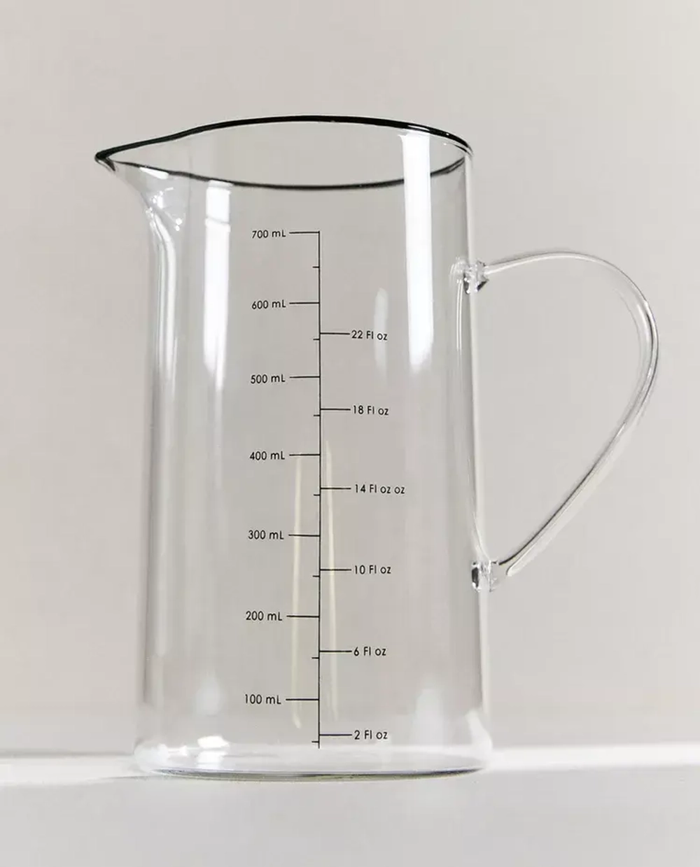 ZARA HOME МЕРНЫЙ СТАКАН ИЗ ТЕРМОСТОЙКОГО СТЕКЛА, ЧЕРНЫЙ