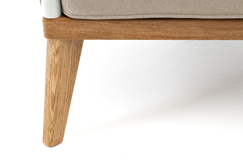 "Касабланка" кресло плетеное из роупа, основание дуб, каркас алюминий светло-серый (RAL7035) муар, роуп серо-коричневый 23мм, ткань бежевая 15052