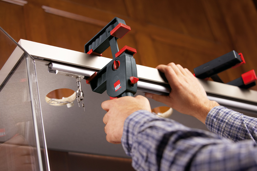 Струбцина для работы одной рукой BESSEY DUO16-8
