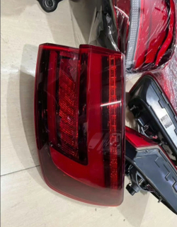 Задние фонари Audi A4 Avant оригинал
