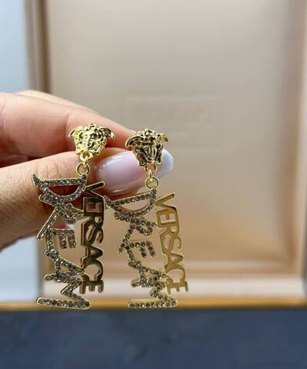 Серьги Versace