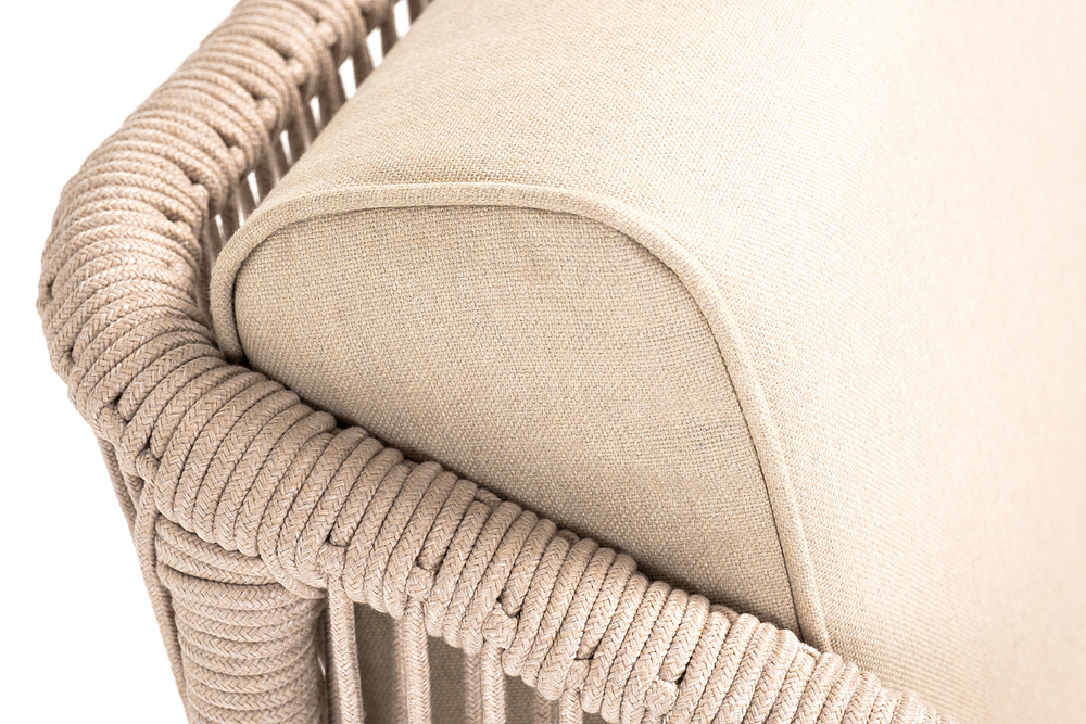 "Канны" кресло плетеное из роупа, основание дуб, роуп бежевый круглый, ткань бежевая 15052