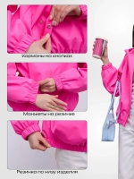 Ветровка с капюшоном