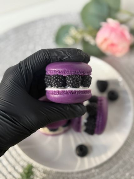 Böyürtkənli makaron