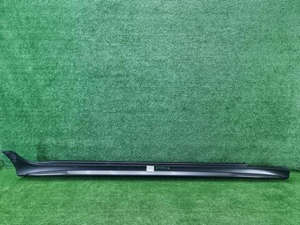 Накладка порога правая Mercedes AMG GT (2017-2023)