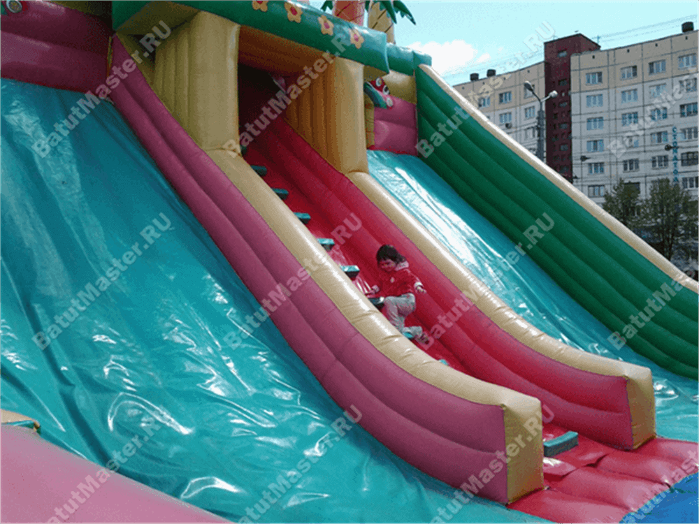 Коммерческий надувной батут "Сафари парк" 13*6*6 м