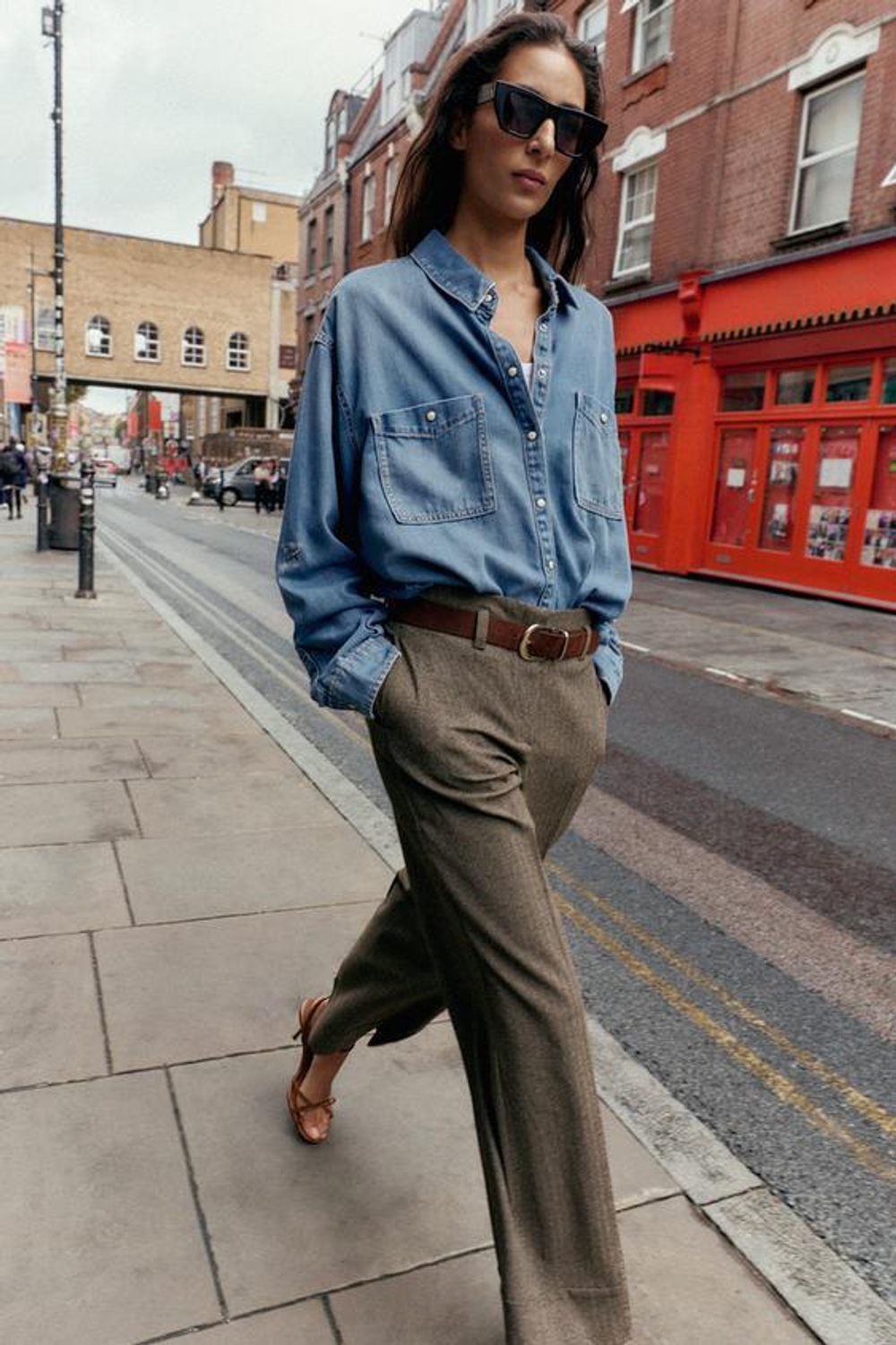 ZARA БРЮКИ В ЕЛОЧКУ С РЕМНЕМ, КОРИЧНЕВЫЙ