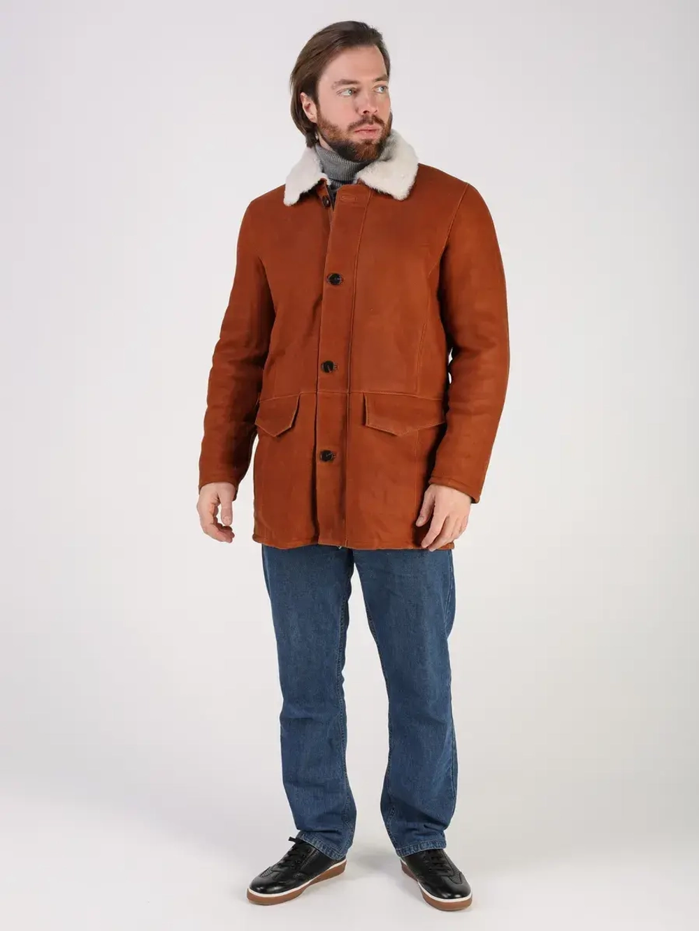 Дубленка зимняя натуральная с капюшоном