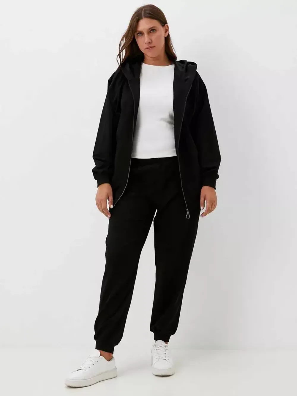 Костюм спортивный