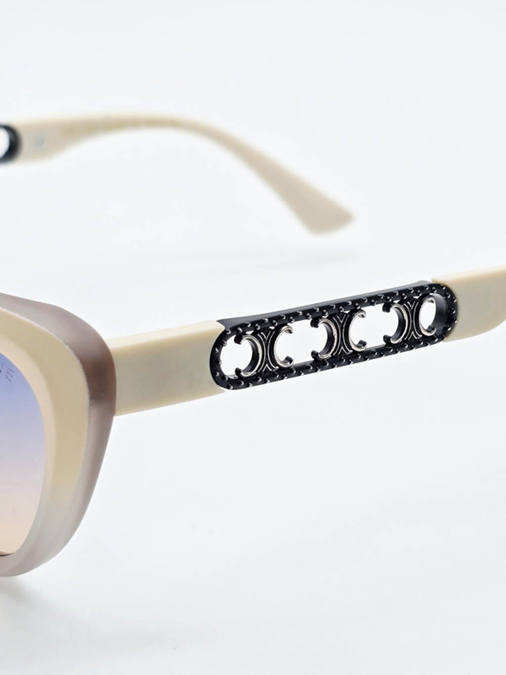 91004314 (2D 228 C6) Солнцезащитные очки