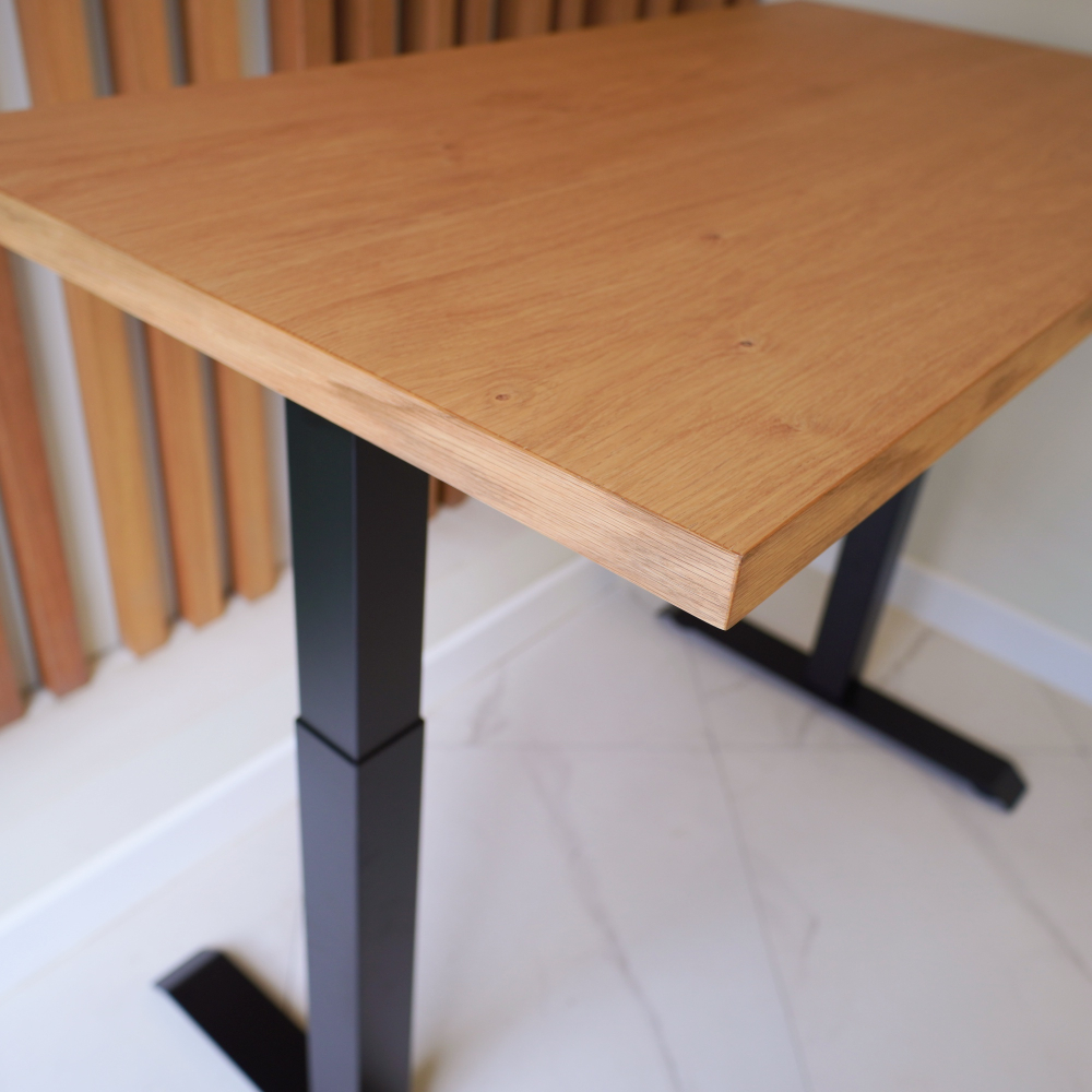 Регулируемый компьютерный стол Motor UP с регулировкой по высоте — столешница МДФ дуб европейский