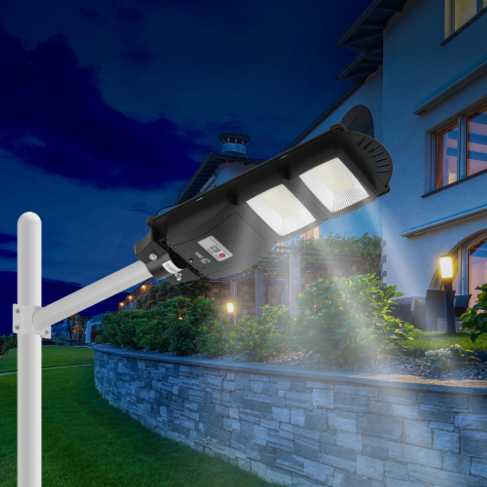 ЭРА Консольный светильник на солн. бат.,SMD,с кронштейном, 40W, с датч.движ., ПДУ,700lm, 5000К, IP66