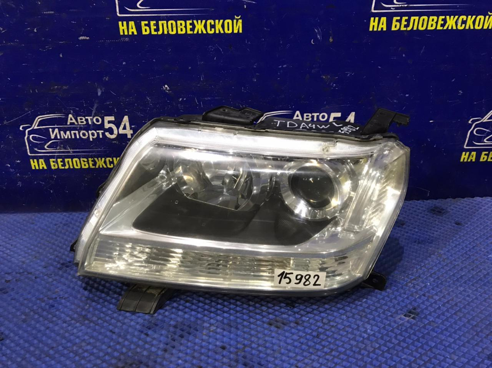 Фара передняя левая SUZUKI ESCUDO 2005-2017