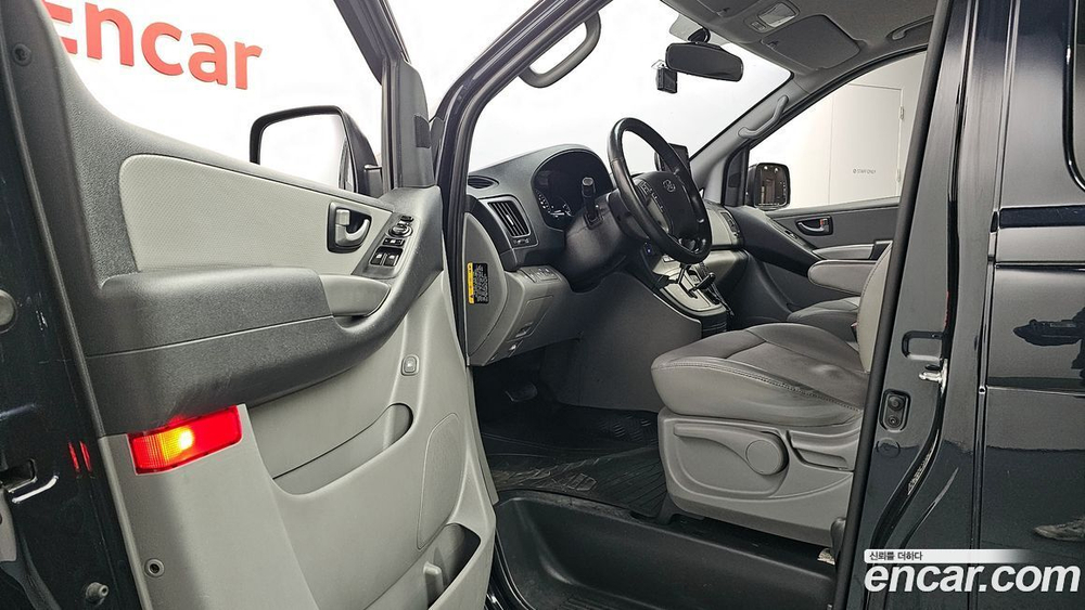 Hyundai The New Grand Starex Van 5인승 (06.2020)