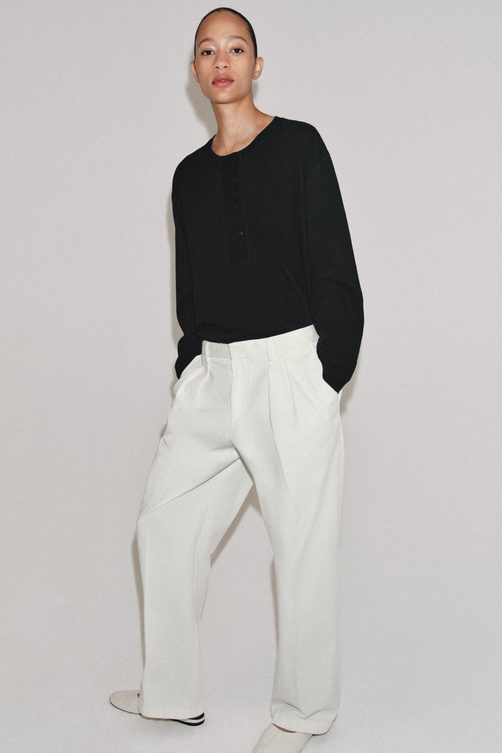 ZARA ЛОНГСЛИВ С ЛЬНЯНОЙ СМЕСЬЮ, ЧЕРНЫЙ