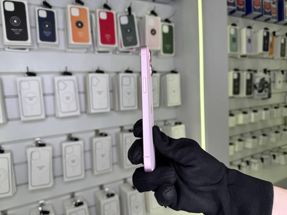 iPhone 15, 512 ГБ б/у
