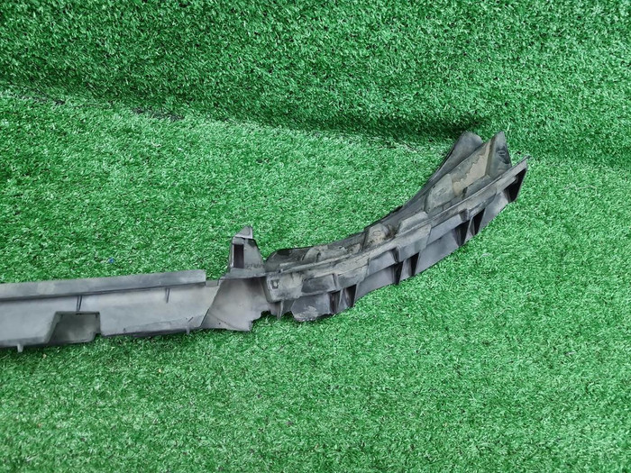 Кронштейн переднего бампера Mercedes E W213 16-21