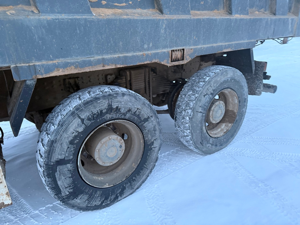 Shacman (Shaanxi) SX* 8x4 Самосвал SX33186V366 (Дизельный, 11,6 л, 423 л.с., МТ)
