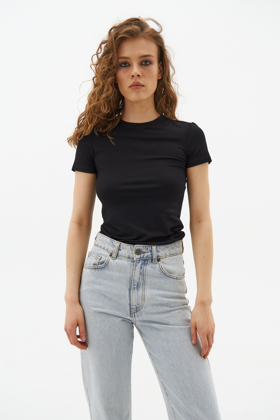 Футболка облегающая