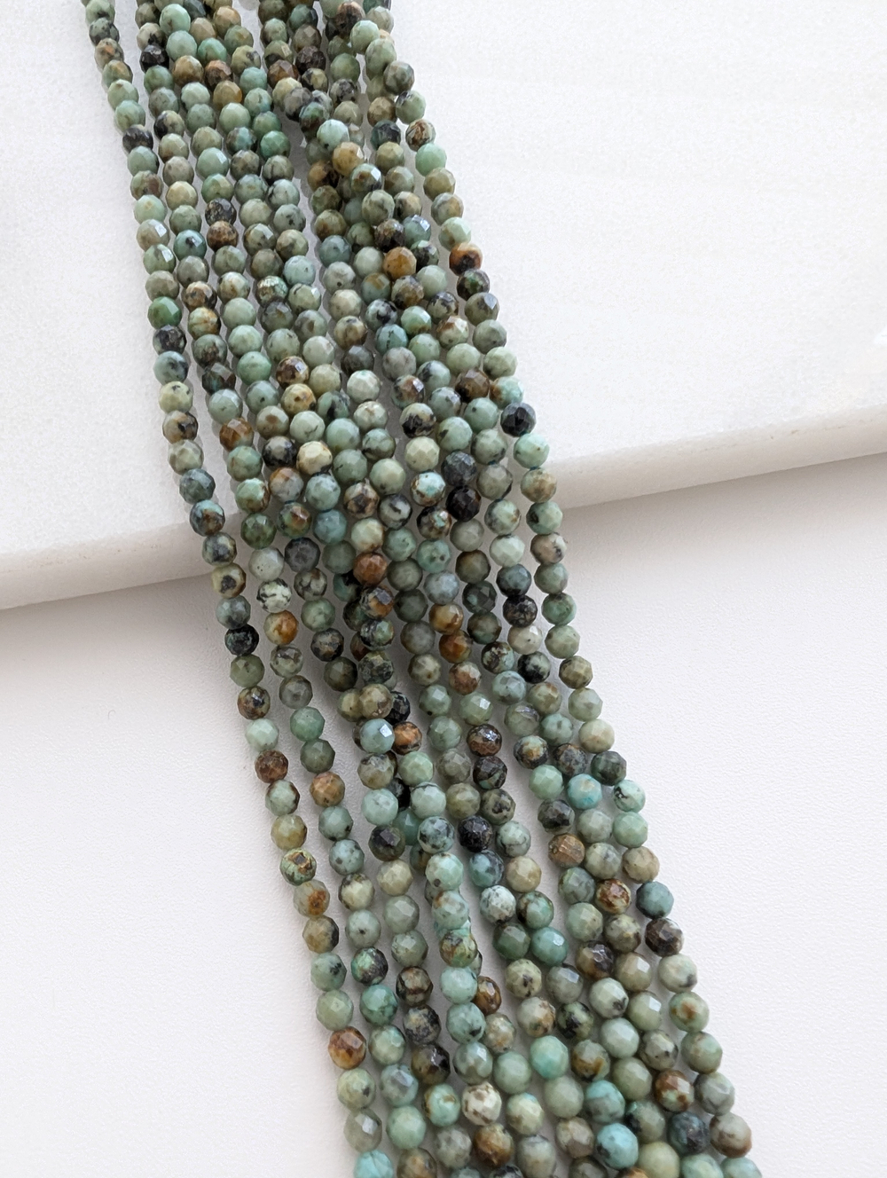 Яшма (африканская бирюза), шар в огранке 3мм