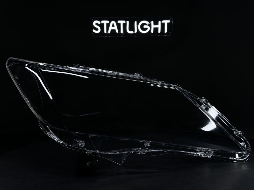 Правое стекло фары Toyota Camry 50 2011-2014 дорест