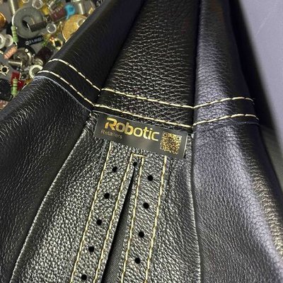 Кожаный чёрный чехол для груши силомера Junior