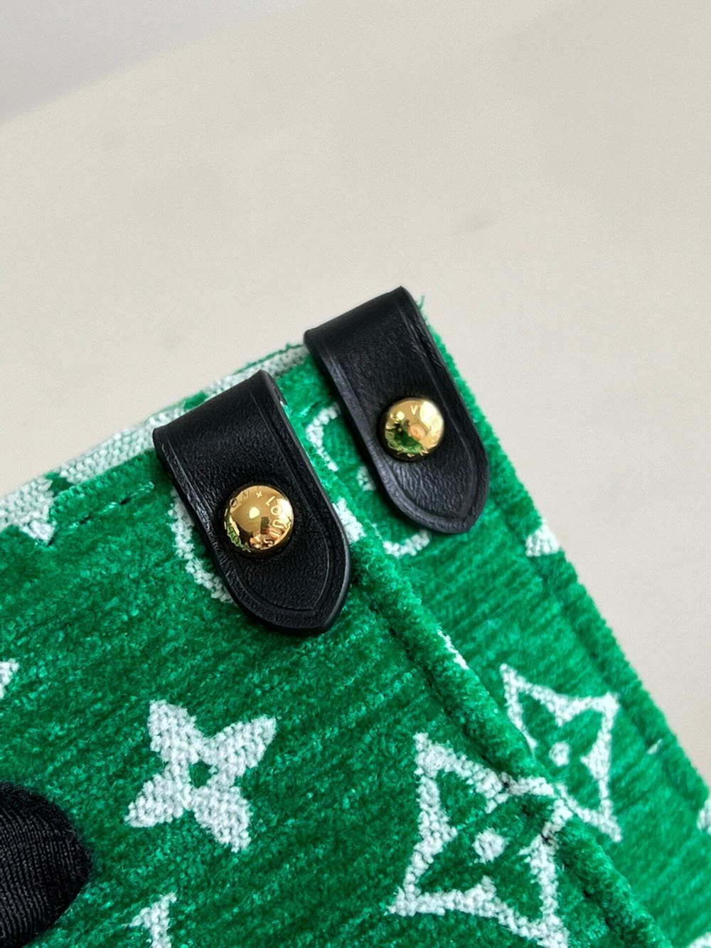 Louis Vuitton Onthego PM
