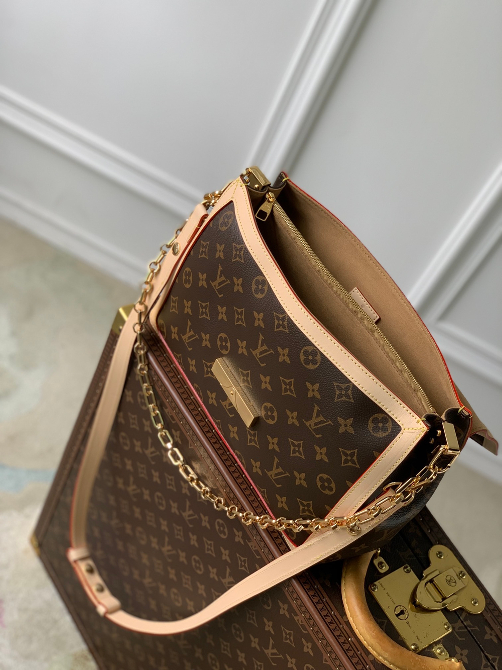Louis Vuitton Dauphine Soft GM