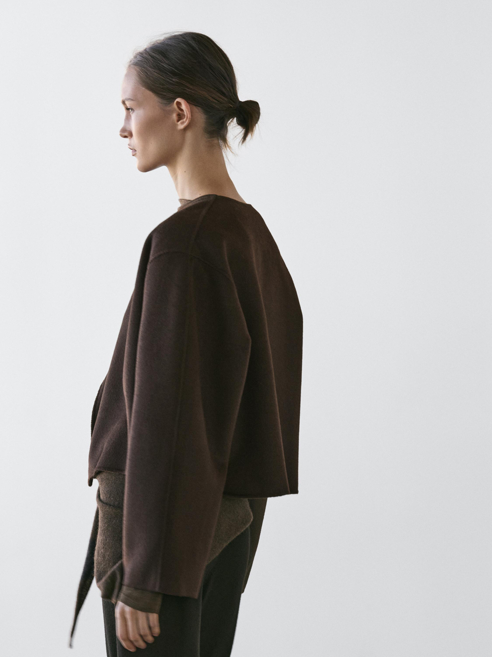 Massimo Dutti Короткое пальто с круглым вырезом, шоколадно-коричневый