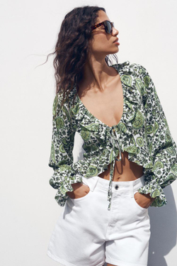 ZARA ТОП С ВОЛАНАМИ И V-ОБРАЗНЫМ ВЫРЕЗОМ, ОТТЕНКИ ЗЕЛЕНОГО