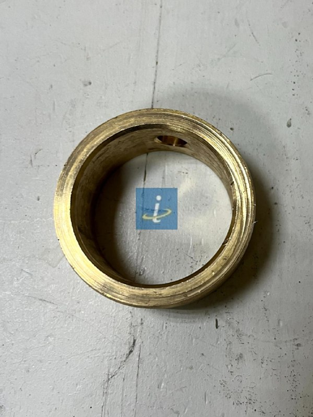 Втулка вала распределительного 236-1006037-АР