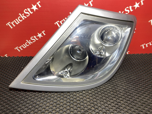 Фара противотуманная верхняя левая 2018г