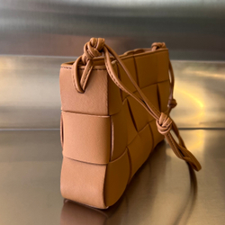 Bottega Veneta Cassette Pouch On Strap 22 cm