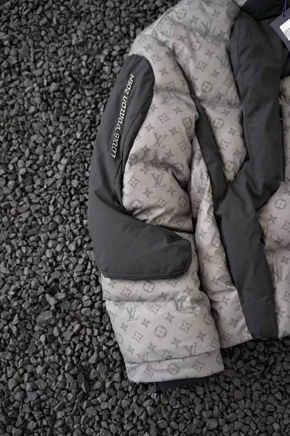 Пуховик Louis Vuitton
