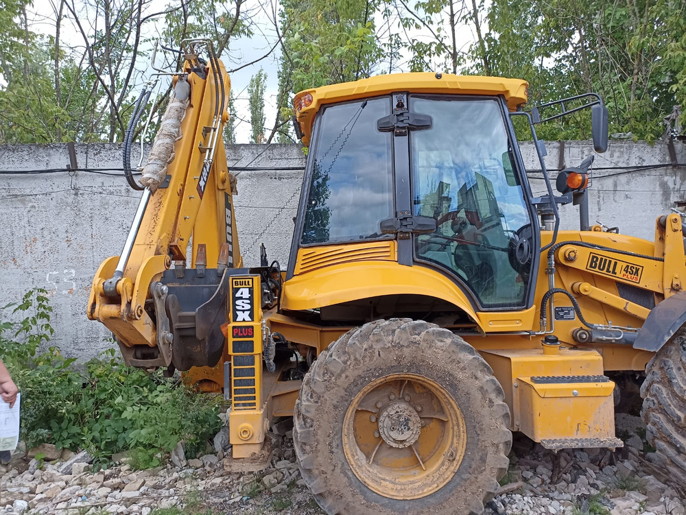 Bull 4SX Экскаватор-погрузчик 4SX-PLUS (Дизельный, 4,6 л, 116 л.с., АТ)