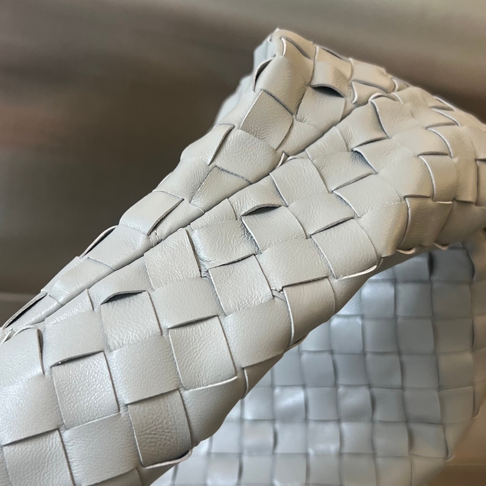Bottega Veneta Small Jodie 48 cm