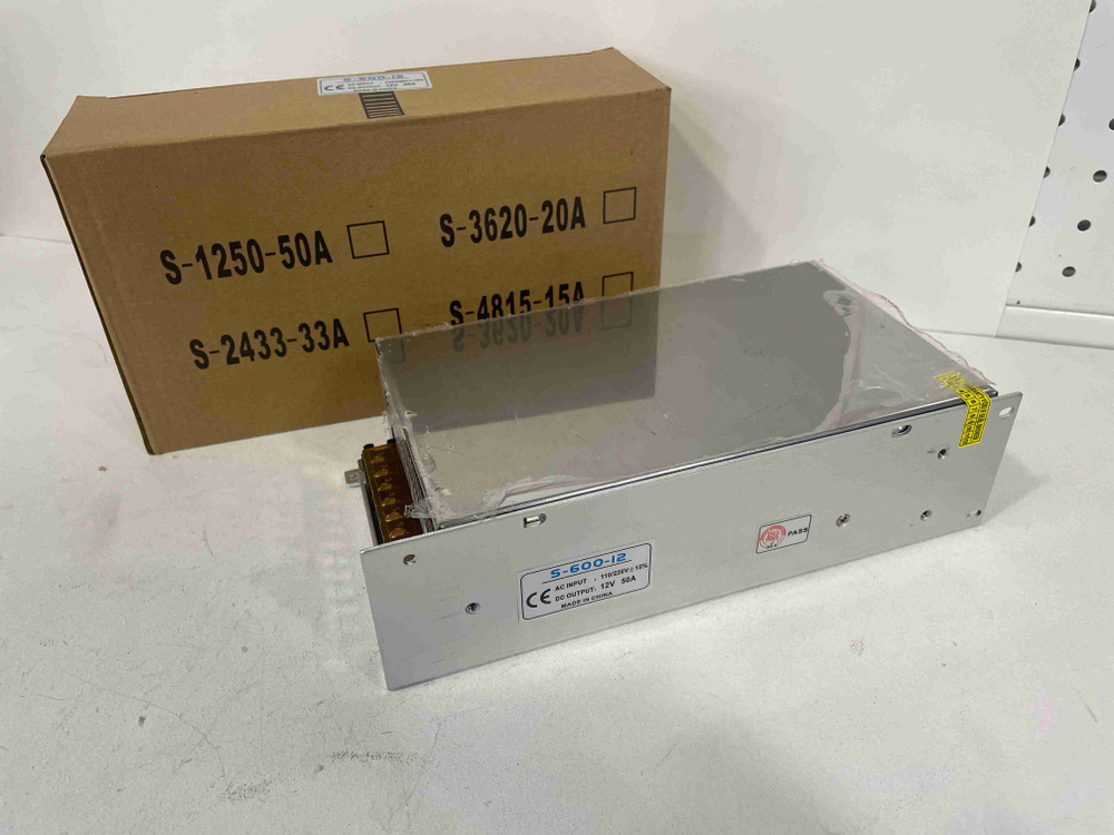 50А (220V - 12V) / Преобразователь напряжения (блок питания) с 220V - на 12V, 50 ампер (1 шт.)